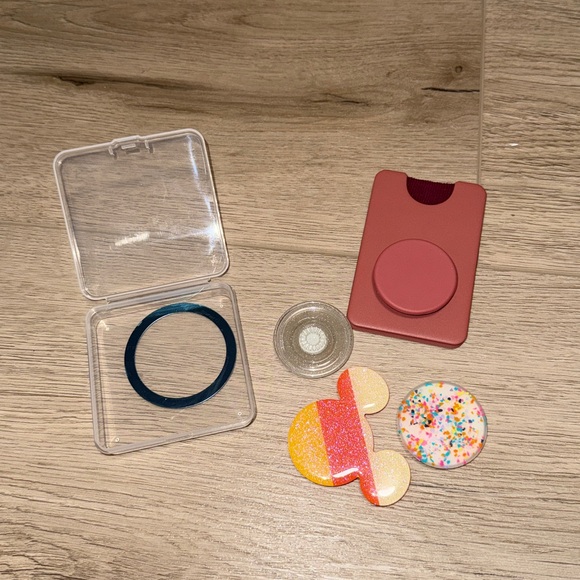 PopSocket Bundle - Picture 5 of 6